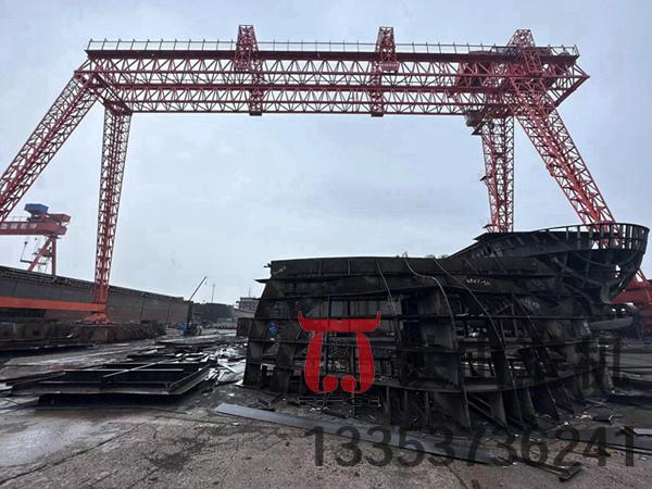 山東煙臺造船門式起重機廠家造船門式起重機誠信為本、質(zhì)量為生